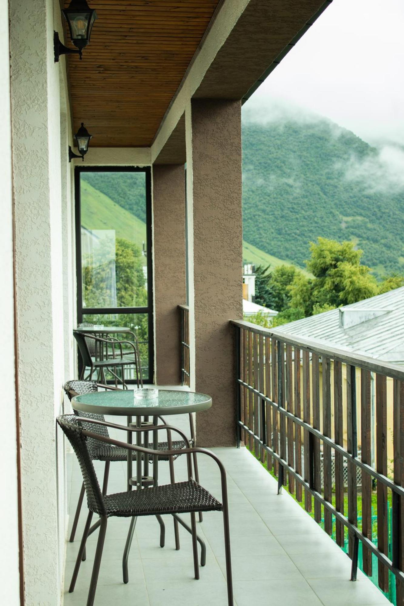 Elsada Hotel Stepantsminda Exterior photo